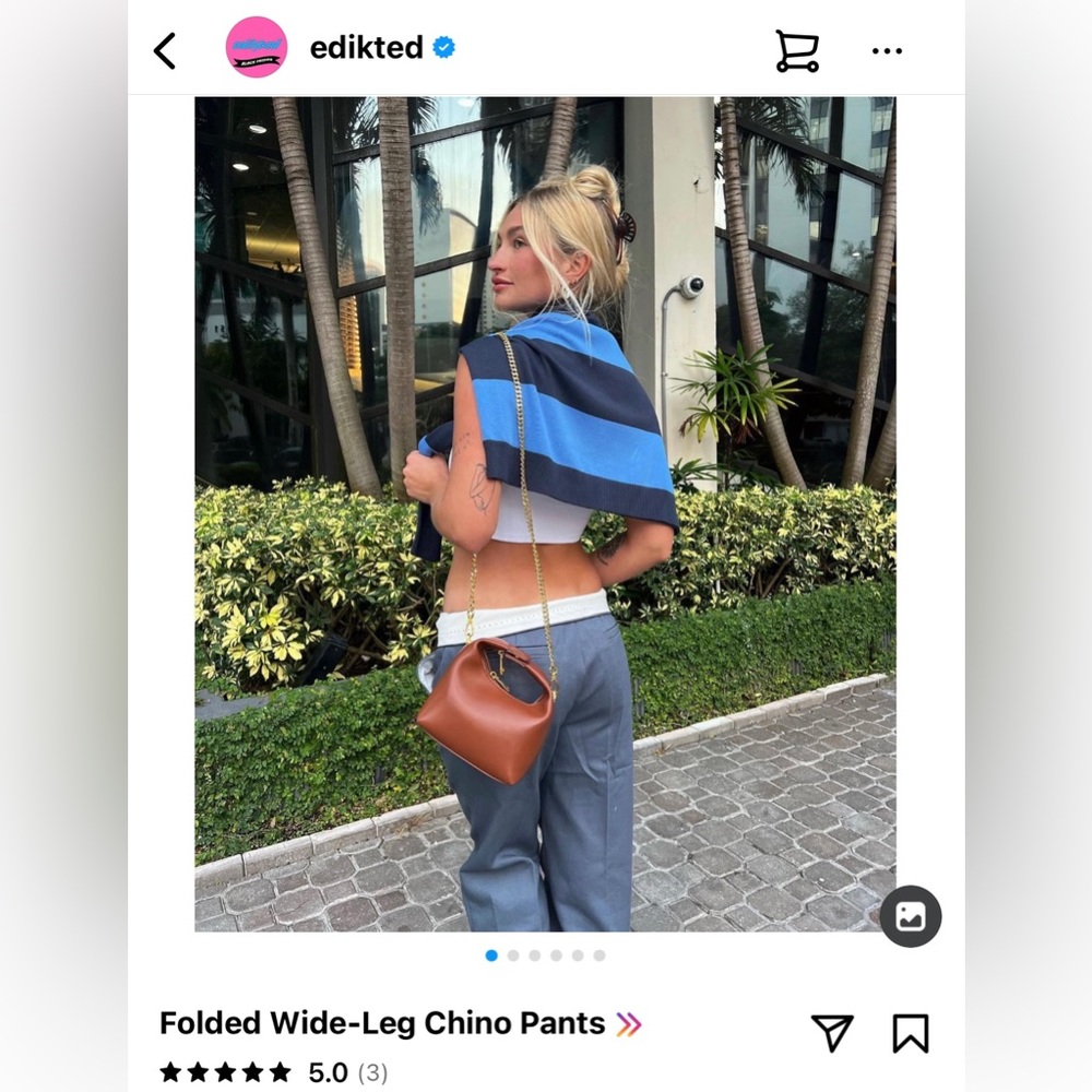 EDIKTED FOLDED WIDE LEG CHINO PANT. SIZE MEDIUM. LIKE NEW. ONLY WORN FOR PIC.